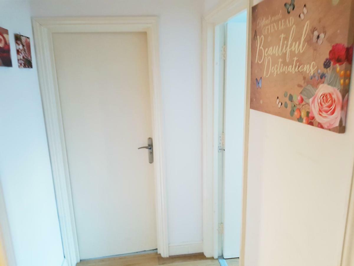 Highbury & Islington Hub Apartment ลอนดอน ภายนอก รูปภาพ